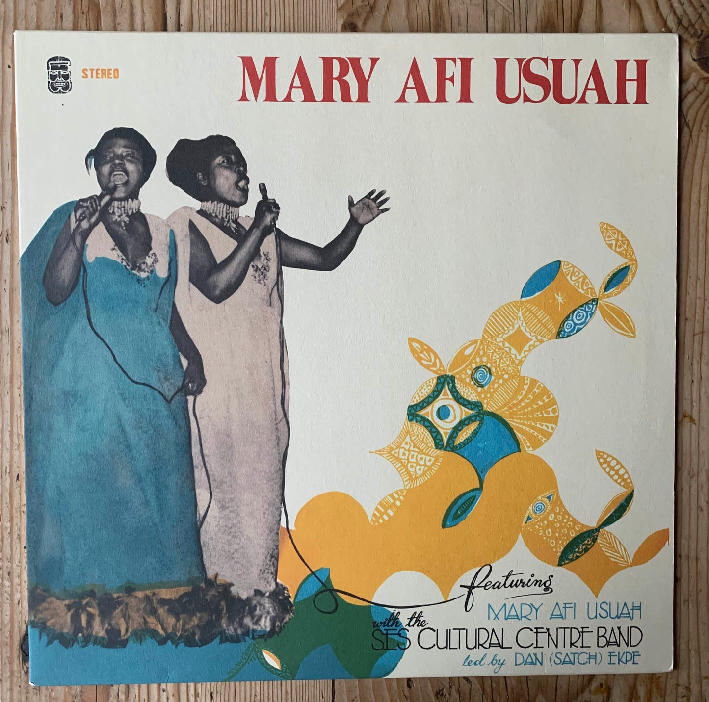 Mary Afi Usuah with The SES Cultural Centre Band - Ekpenyong Abasi